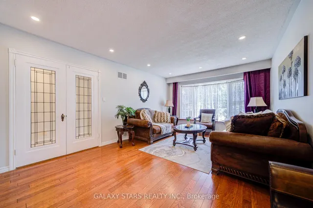 Additional image 7 of 16 Blairwood Terr