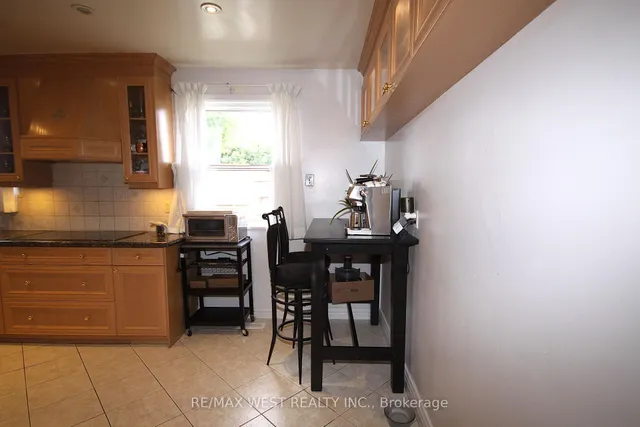 Additional image 8 of 23 Cove Dr