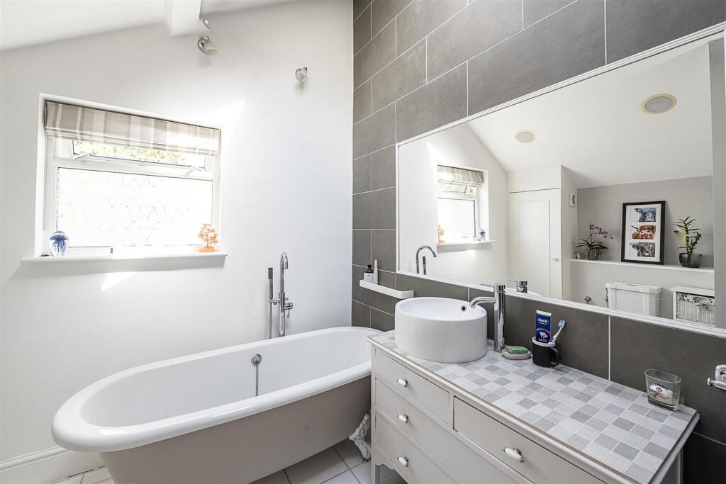 Additional image 10 of Park Hill, Harpenden