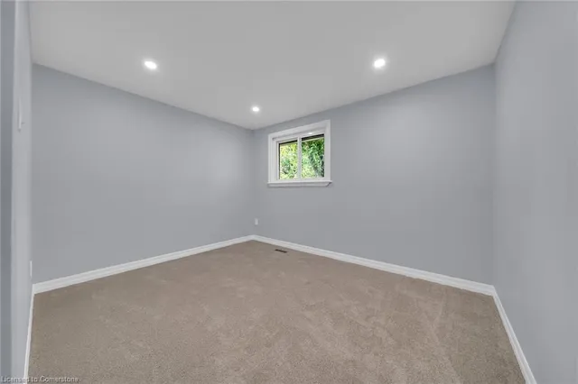 Additional image 37 of 451 Woodview Rd Unit 4