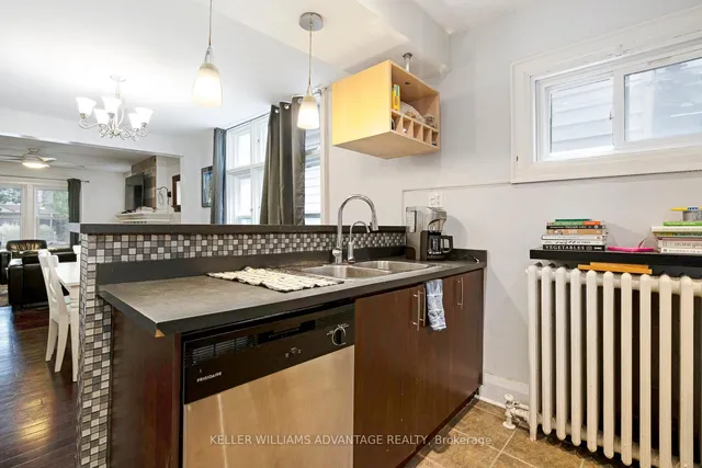 Additional image 11 of 585 Woodbine Ave