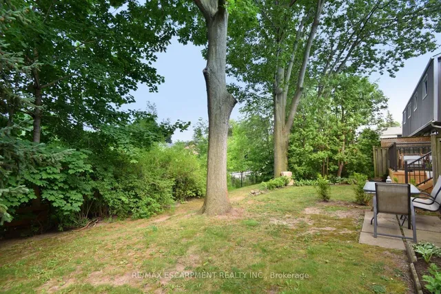 Additional image 46 of 459 Woodview Rd Unit 4