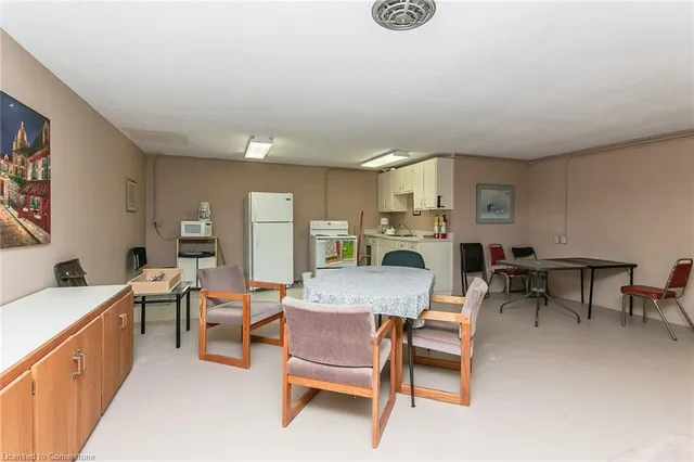 Additional image 10 of 30 Avalon Pl Unit 203