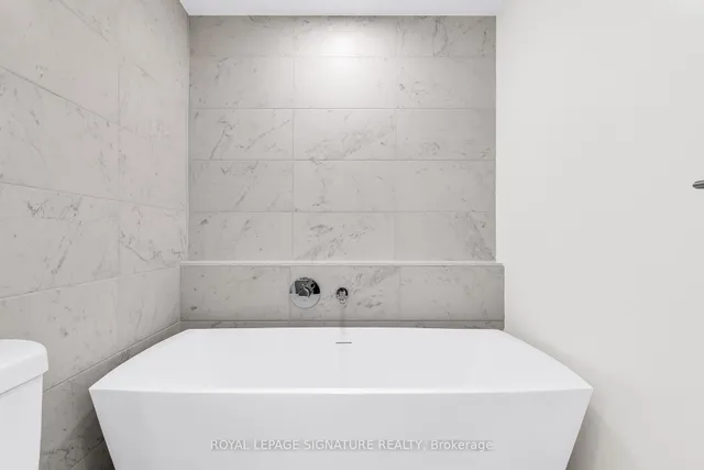 Additional image 16 of 118 Merchants' Wharf Unit 517