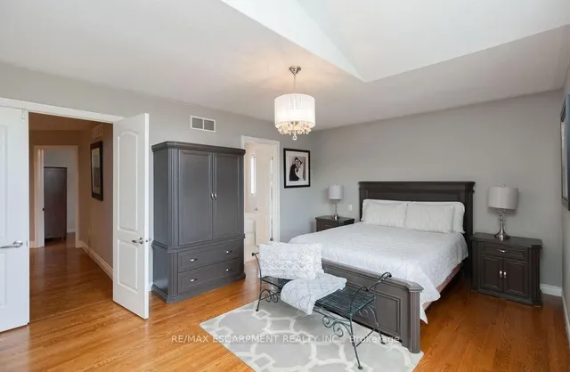 Additional image 17 of 10 Shadeland Cres