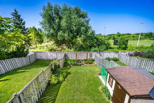 Additional image 4 of 120 Railroad St Unit 40