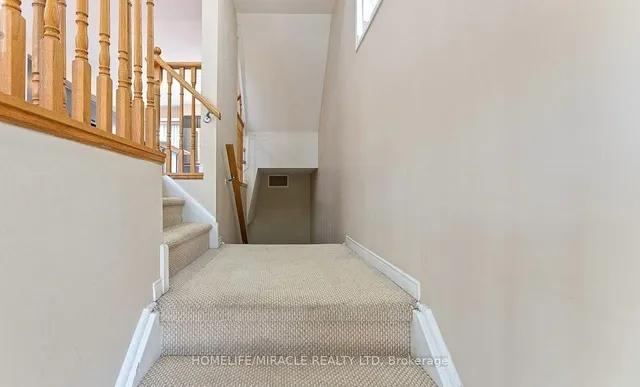 Additional image 20 of 60 Fairwood Circ Unit 61