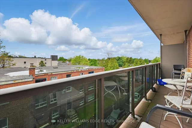 Additional image 23 of 2373 King St Unit 43