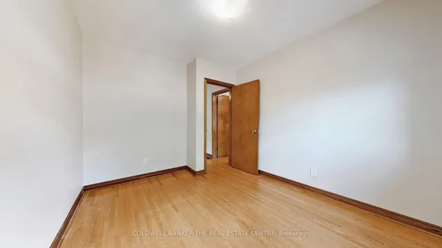 Additional image 16 of 947 Saint Clarens Ave