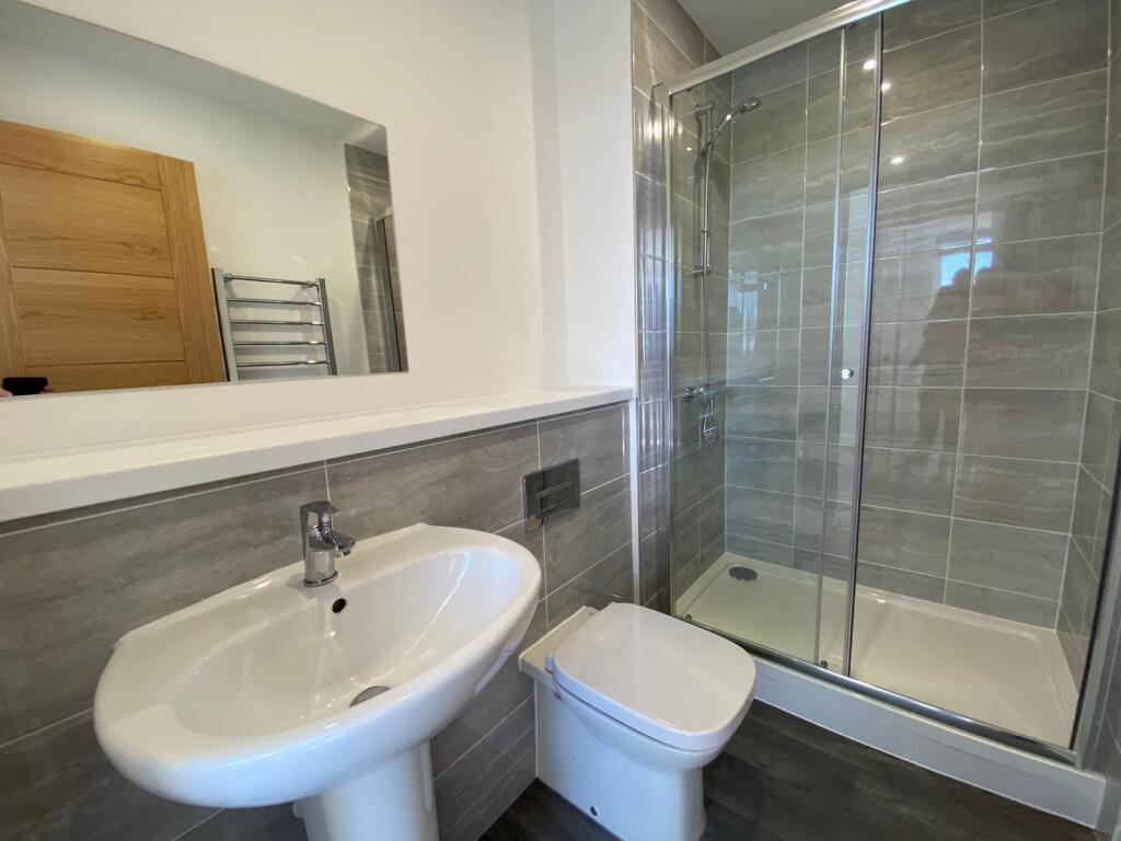 Additional image 6 of Equipoint, Yardley B25