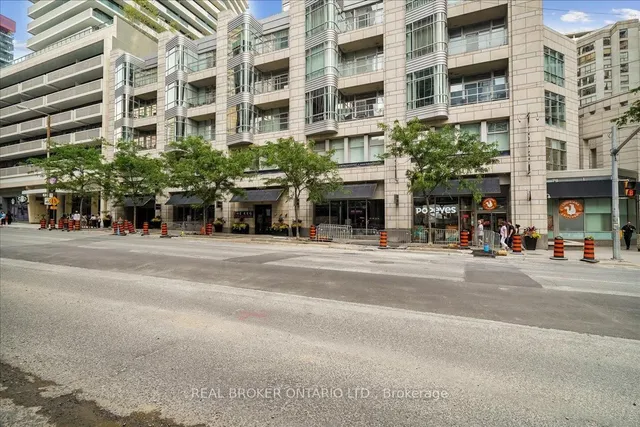 Additional image 43 of 191 Duplex Ave Unit 105