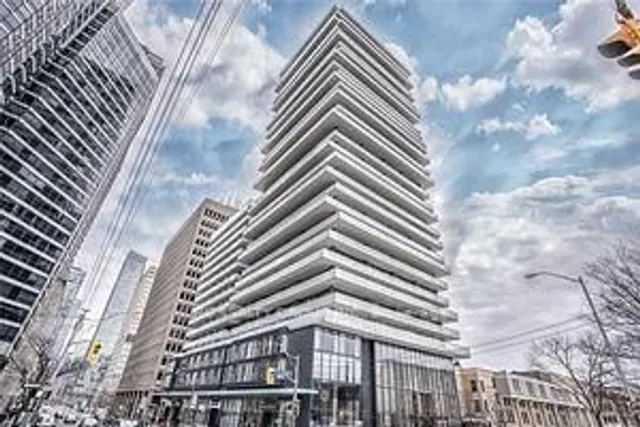 57 St Joseph St Unit 1117