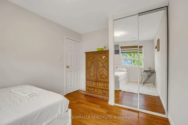 Additional image 13 of 102 Micmac Cres