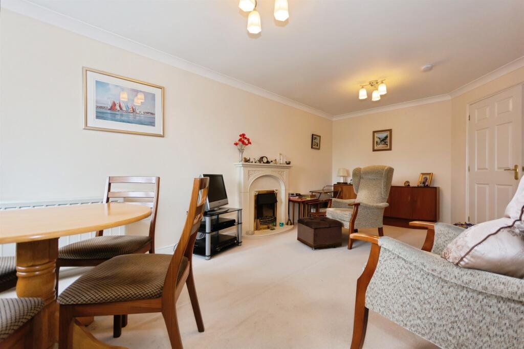 Additional image 6 of Stratford Road, Hall Green, BIRMINGHAM