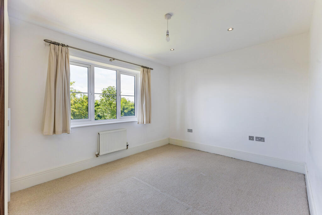 Additional image 16 of Miley Close, Harpenden, AL5