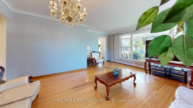 Additional image 11 of 574 Queens Dr