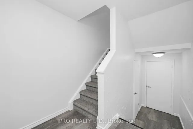 Additional image 3 of 550 Childs Dr Unit 20