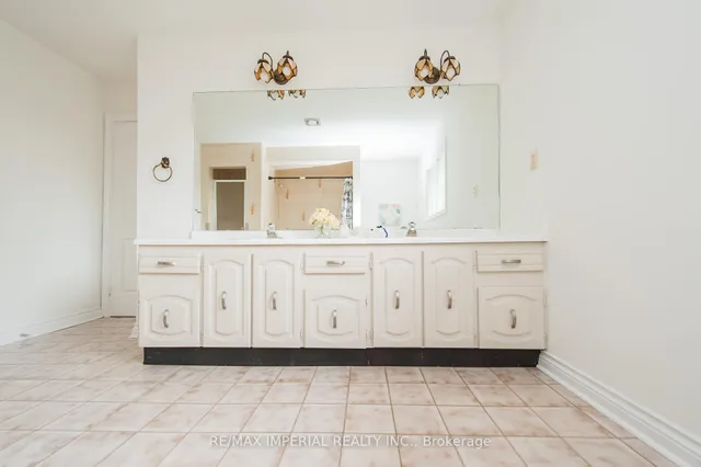 Additional image 30 of 11 Riderwood Dr