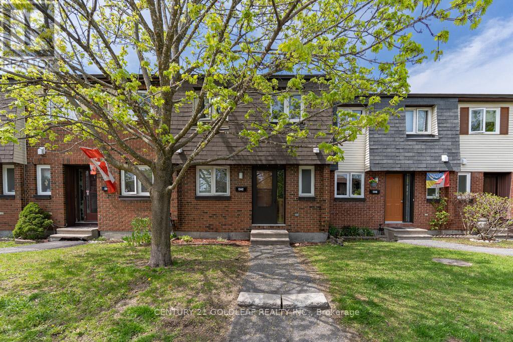1342 CEDARCROFT CRESCENT|Ottawa, Ontario K1B5C8