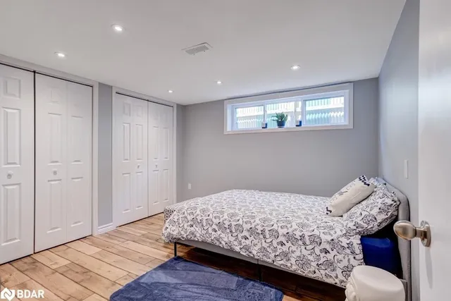 Additional image 24 of 42 Terrace Dr