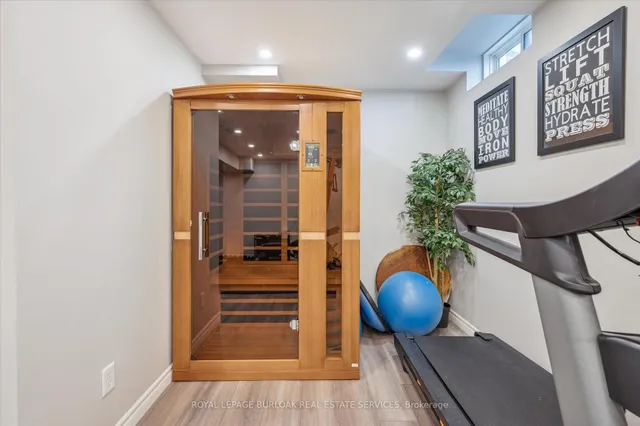 Additional image 46 of 38 Surrey Dr