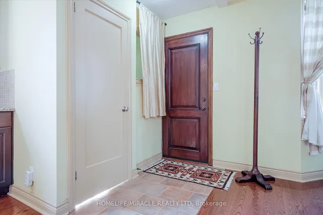 Additional image 39 of 220 Glen park Ave