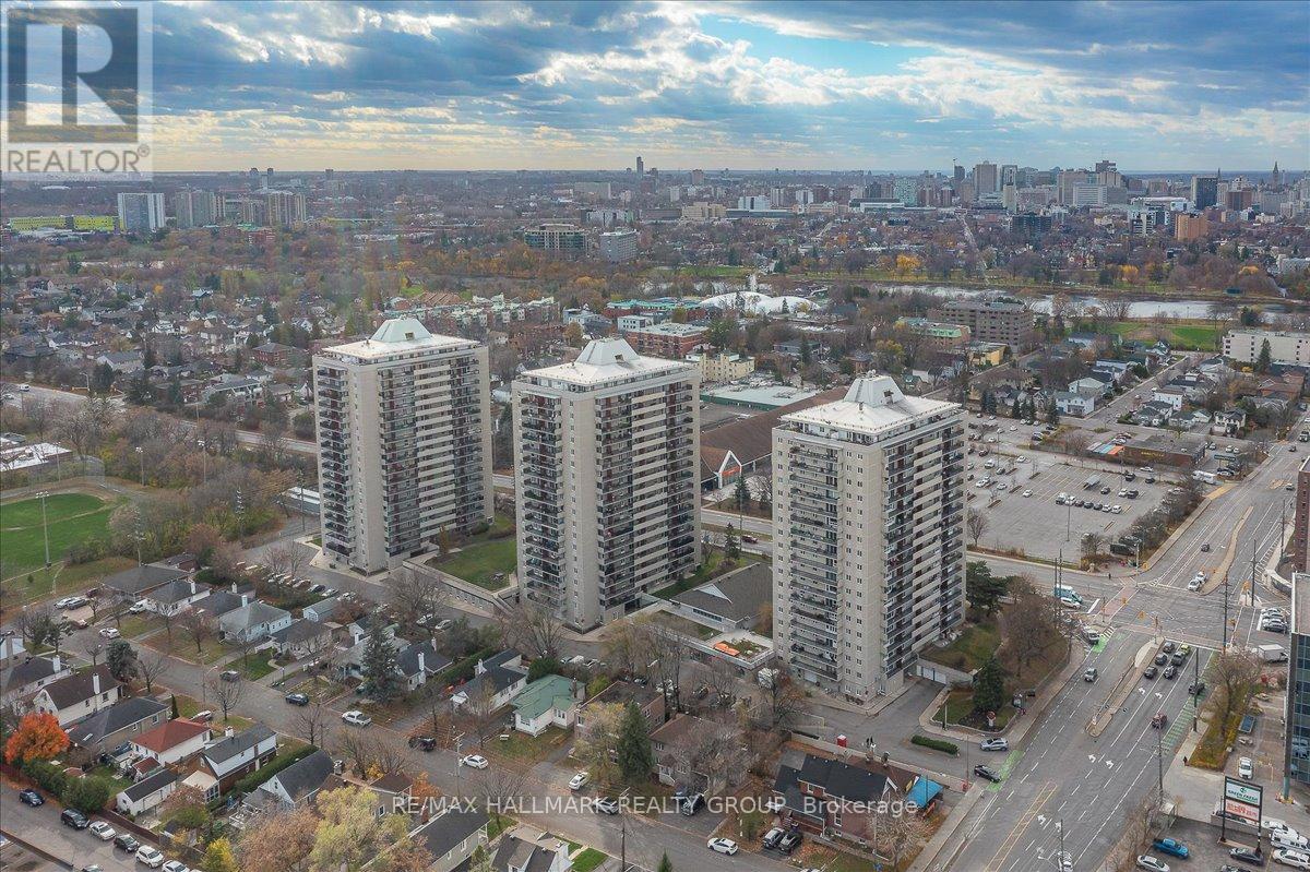 801 - 158B MCARTHUR AVENUE|Ottawa, Ontario K1L8C9