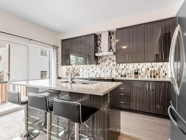 Additional image 5 of 7 Kenneth Wood Cres