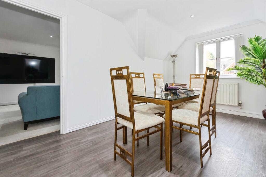 Additional image 4 of Oakhill Close, Birmingham