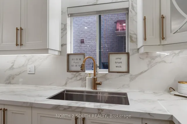 Additional image 13 of 41 Youngestar Tr