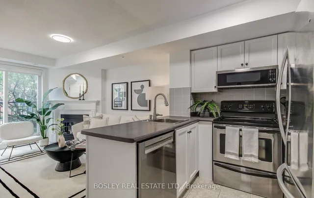 Additional image 14 of 18 Laidlaw St Unit 1018