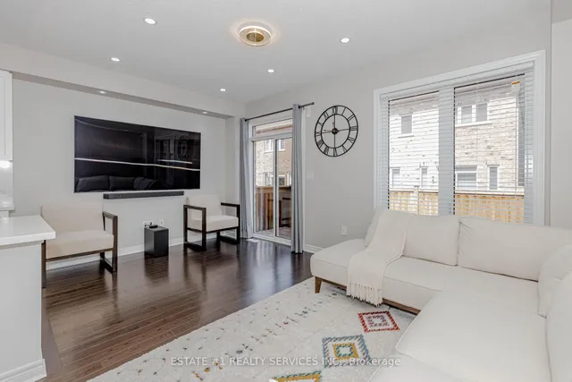 Additional image 16 of 128 Finegan Circ