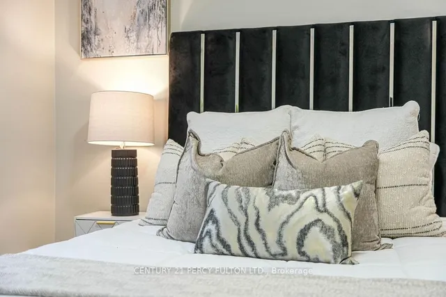 Additional image 26 of 921 Midland Ave Unit 101