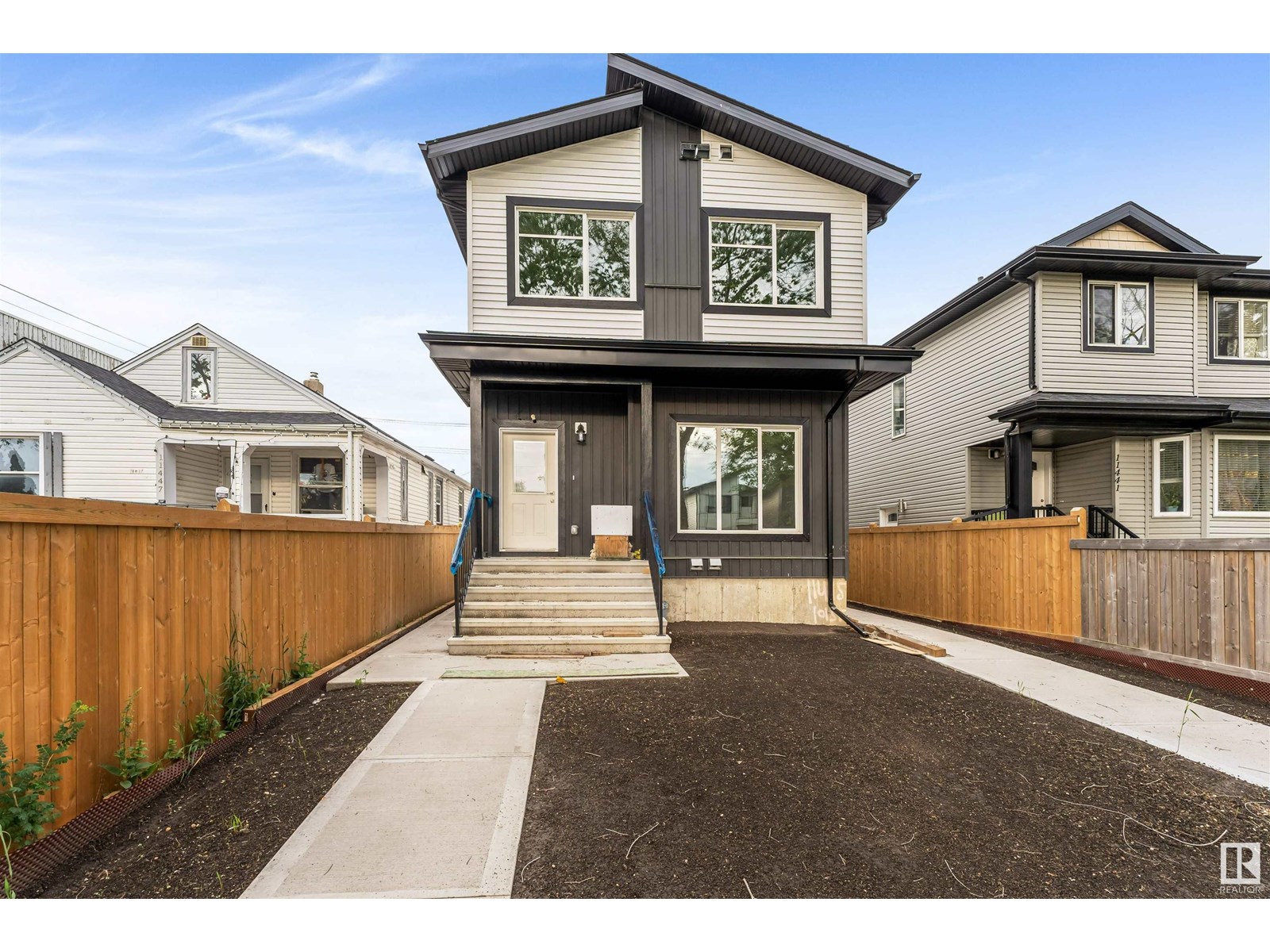 11443 101 ST NW|Edmonton, Alberta T5G2A9