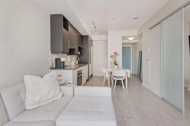 Additional image 18 of 30 NELSON St Unit 1008