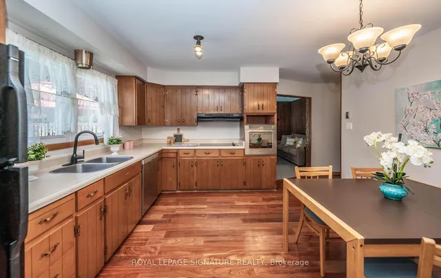 房产图片 16 - 28 Allangrove Cres