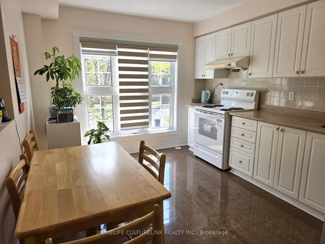 Additional image 9 of 813 Sandhurst Circ