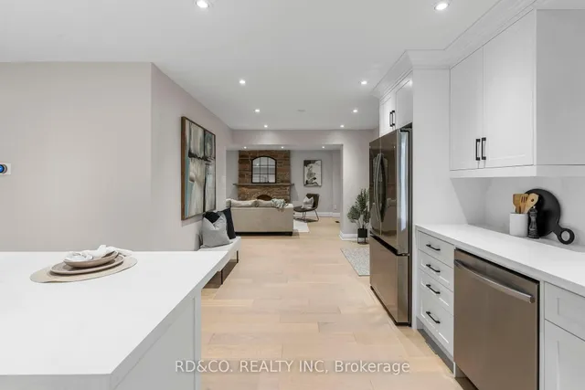 Additional image 18 of 114 Agincourt Dr