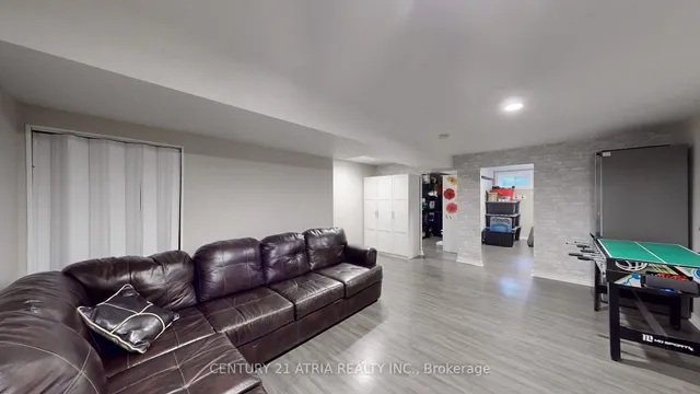 Additional image 26 of 120 Corby Cres