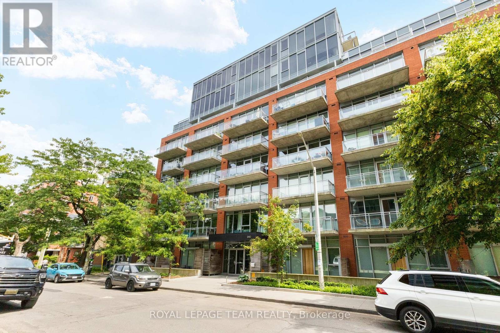 232 - 340 MCLEOD STREET|Ottawa, Ontario K2P1A4