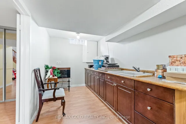 Additional image 44 of 34 Granby Crt