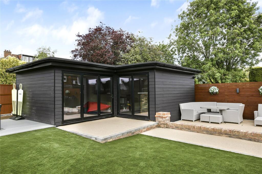 Additional image 20 of The Grove, Brookmans Park, Hertfordshire, AL9