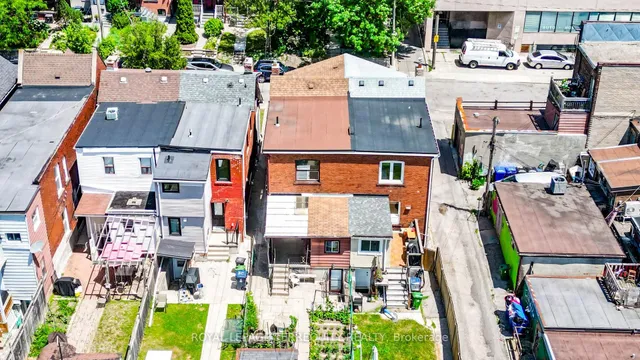 Additional image 44 of 12 Earlscourt Ave