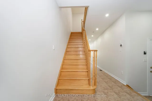 Additional image 15 of 82 Evanwood Cres