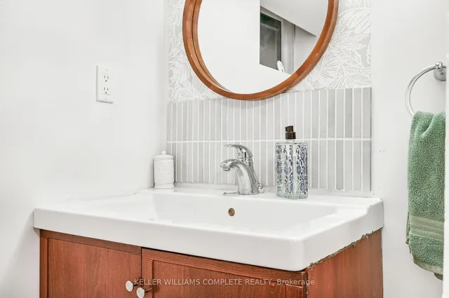 Additional image 42 of 285 Bay St