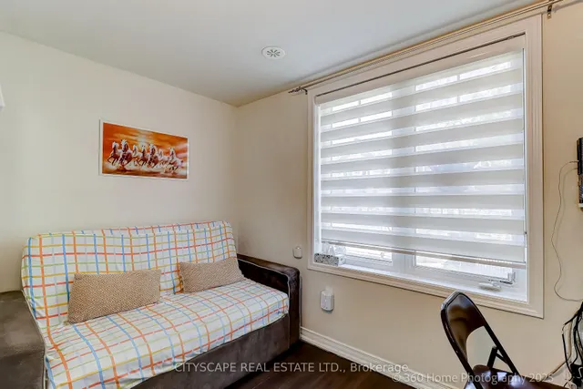 Additional image 22 of 49 Golden Springs Dr