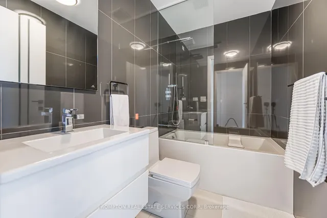 Additional image 30 of 220 George St Unit 1105