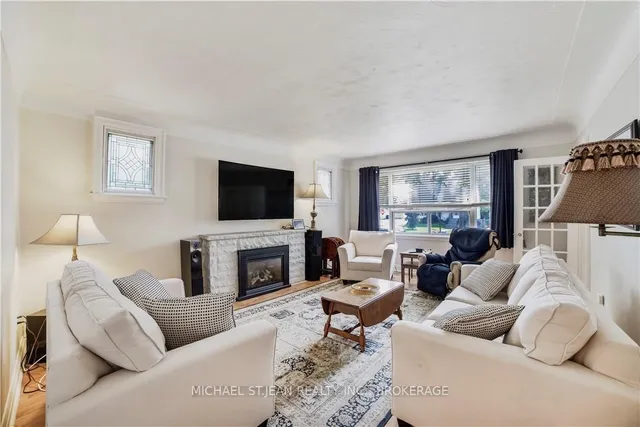 Additional image 9 of 96 East 21st St