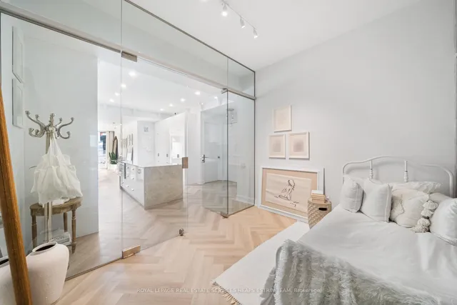 Additional image 6 of 2181 Yonge St Unit 409