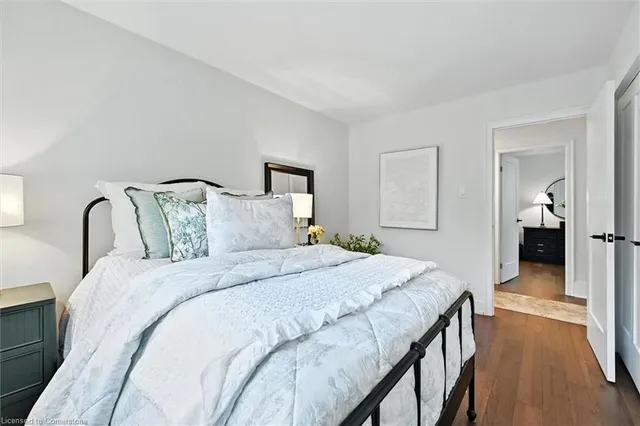 Additional image 22 of 445 Woodview Rd Unit 3